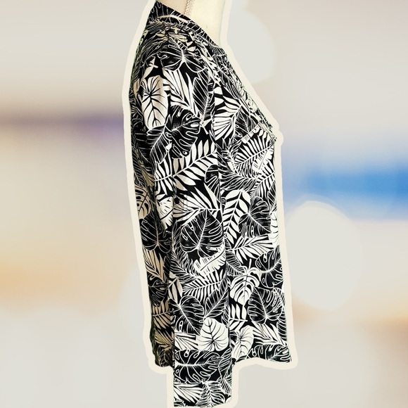 NWT Calvin Klein Black & White Tropical Leaf Print Linen Blend Button Up Size S - Picture 10 of 11